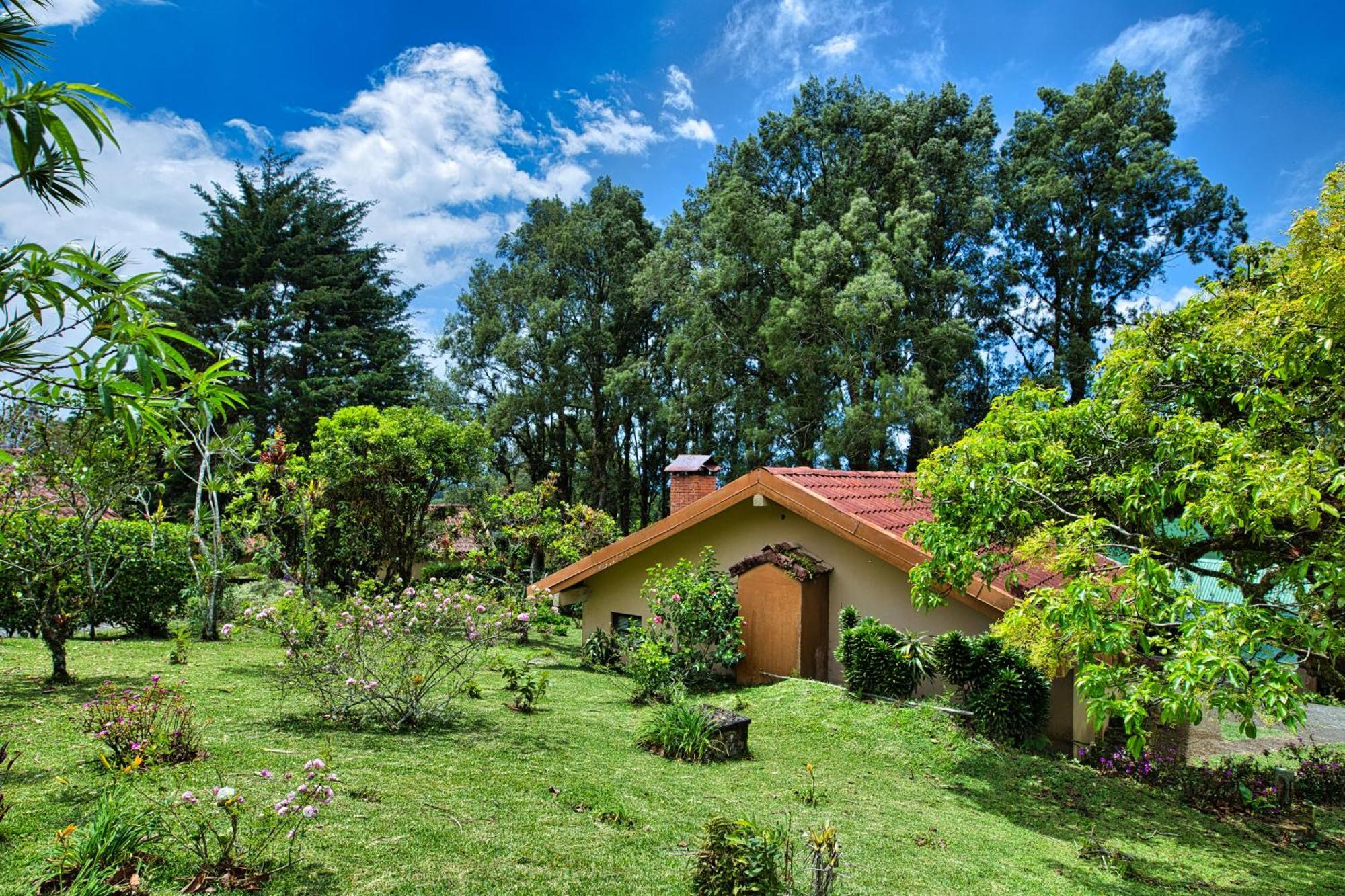 Hotel Villa Zurqui San Isidro  エクステリア 写真