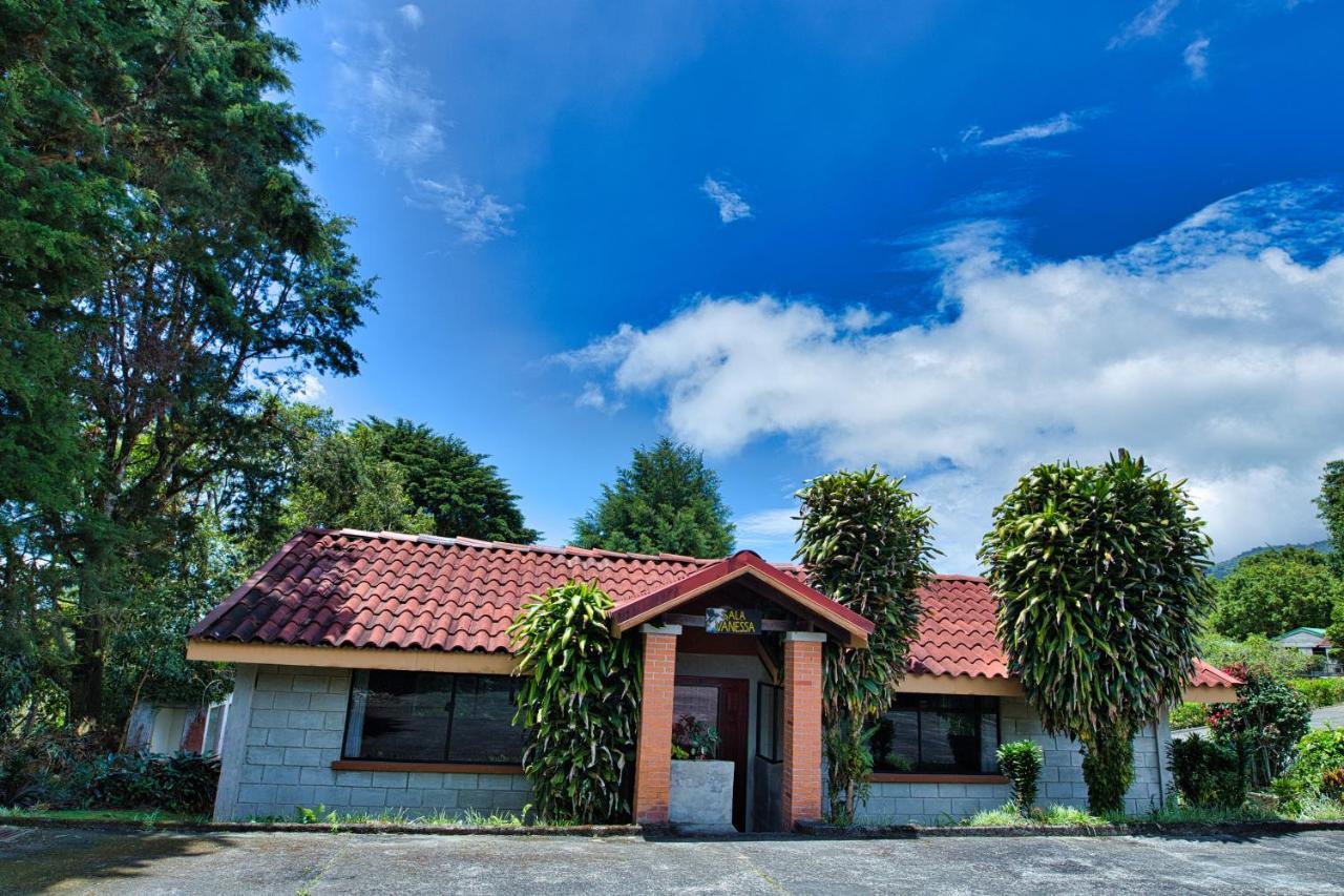 Hotel Villa Zurqui San Isidro  エクステリア 写真