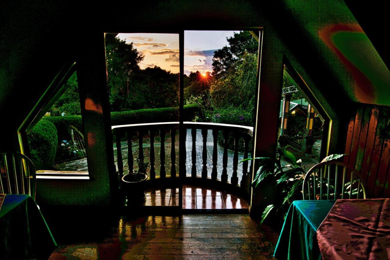 Hotel Villa Zurqui San Isidro  エクステリア 写真