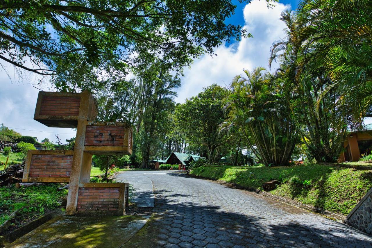Hotel Villa Zurqui San Isidro  エクステリア 写真