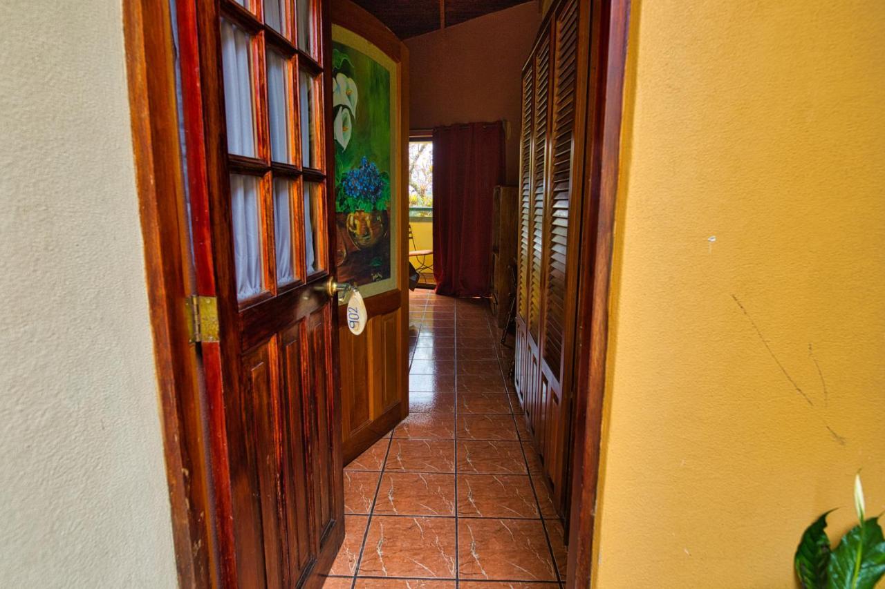 Hotel Villa Zurqui San Isidro  エクステリア 写真