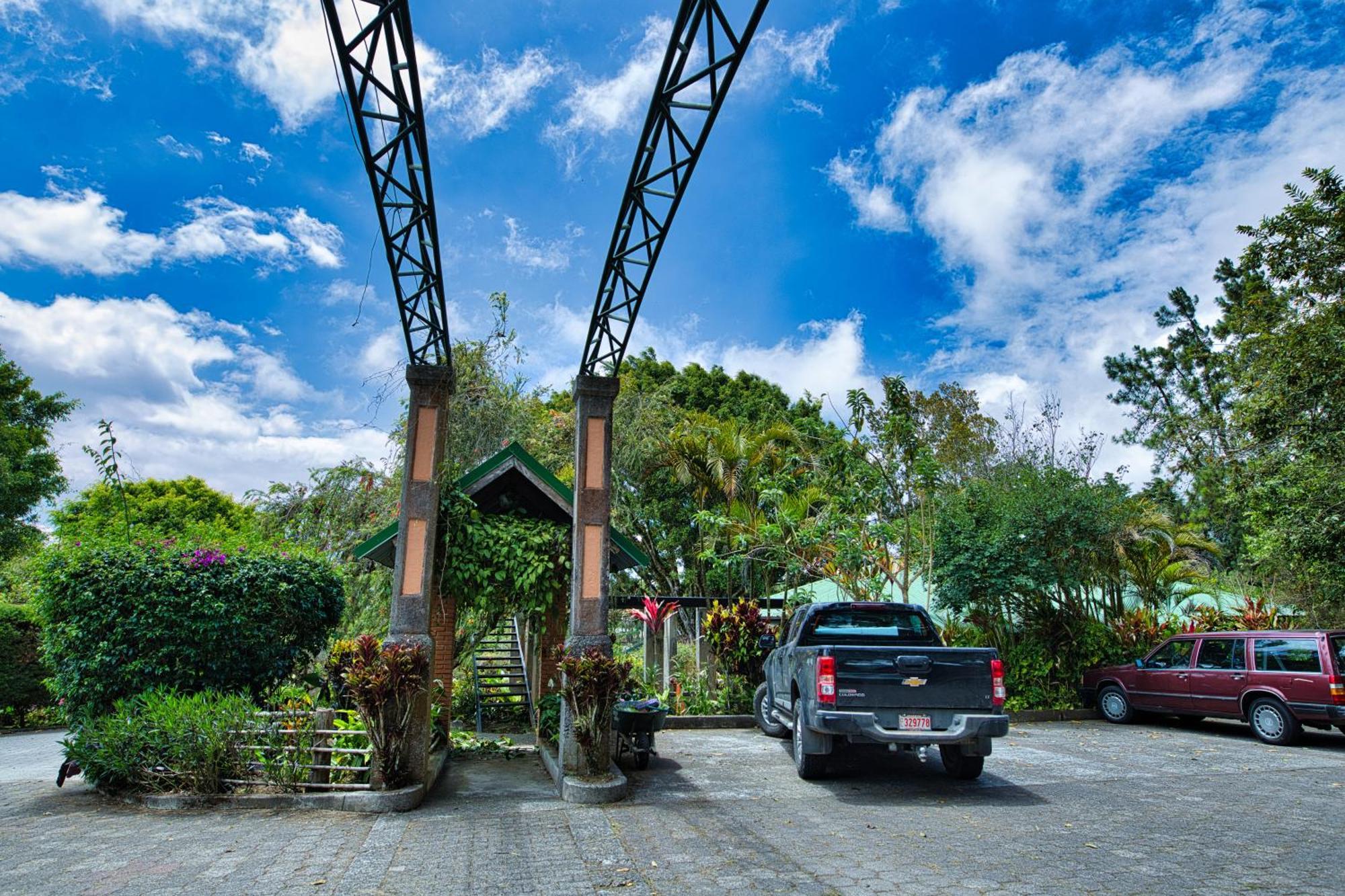 Hotel Villa Zurqui San Isidro  エクステリア 写真