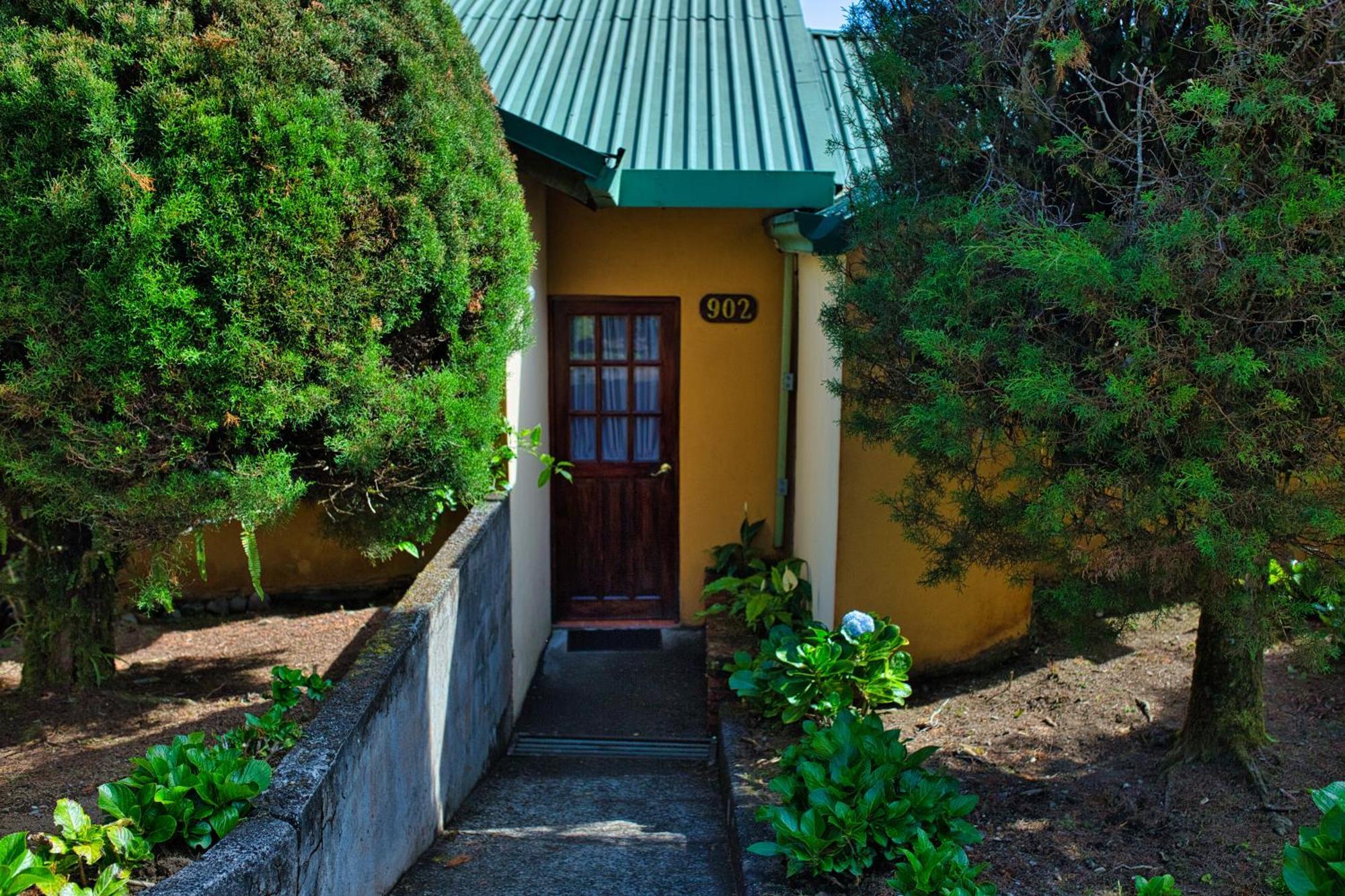 Hotel Villa Zurqui San Isidro  エクステリア 写真