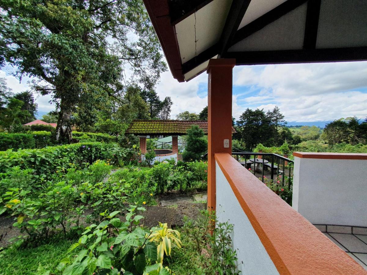 Hotel Villa Zurqui San Isidro  エクステリア 写真